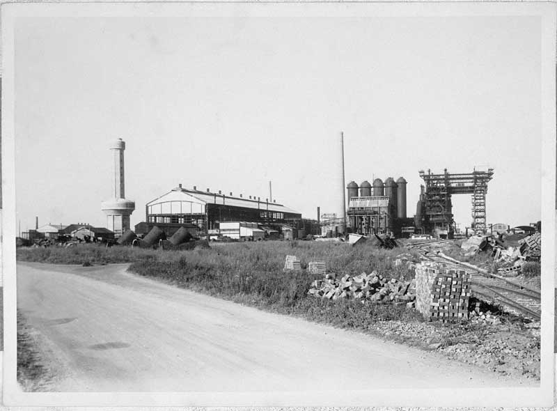 usine métallurgique de la Société des hauts fourneaux et aciéries de Caen (HFAC), puis de la Société normande de métallurgie (SNM), puis de la Société métallurgique de Normandie (SMN)