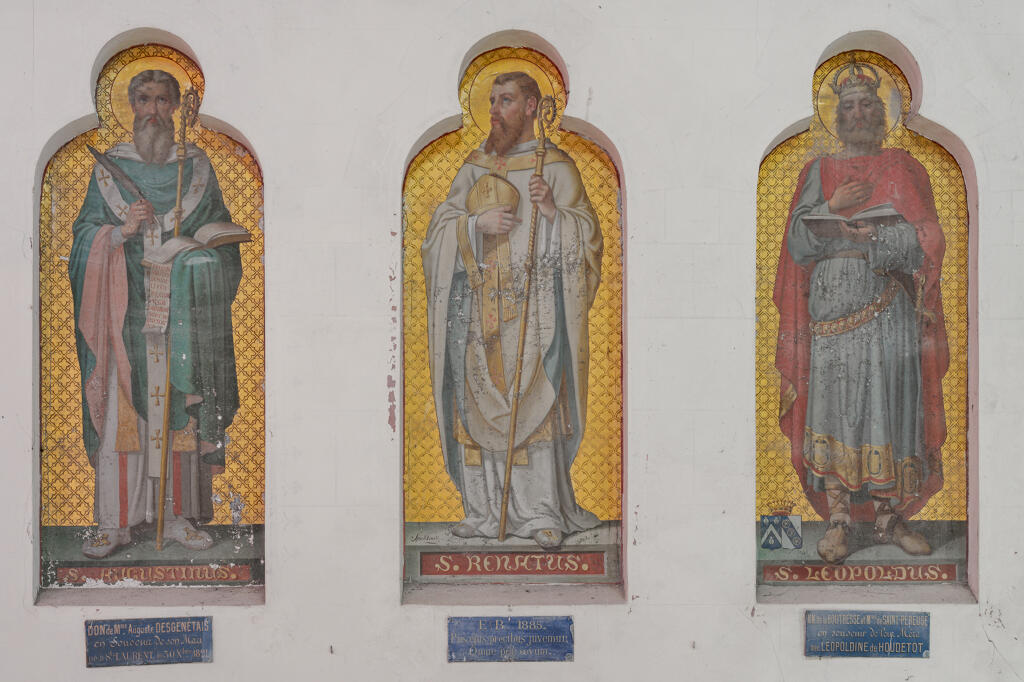 ensemble de douze peintures murales : saints et saintes