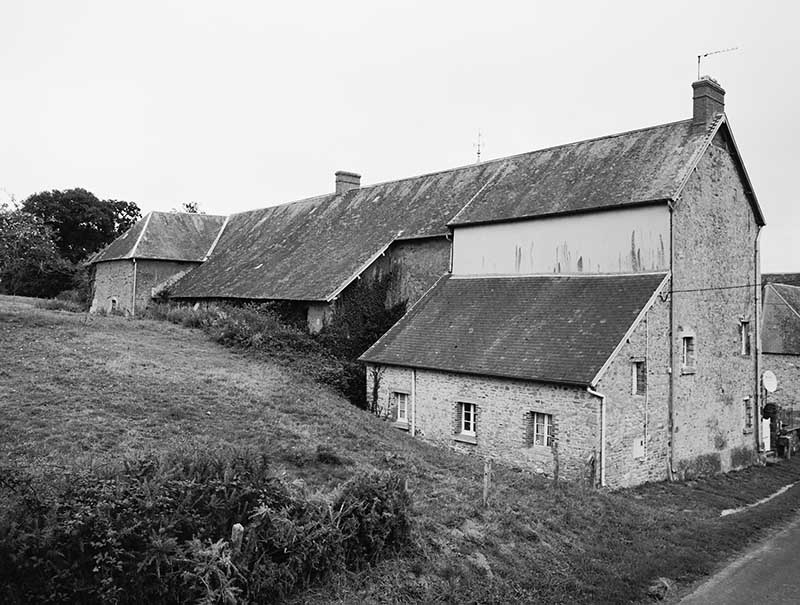 ferme, actuellement maison