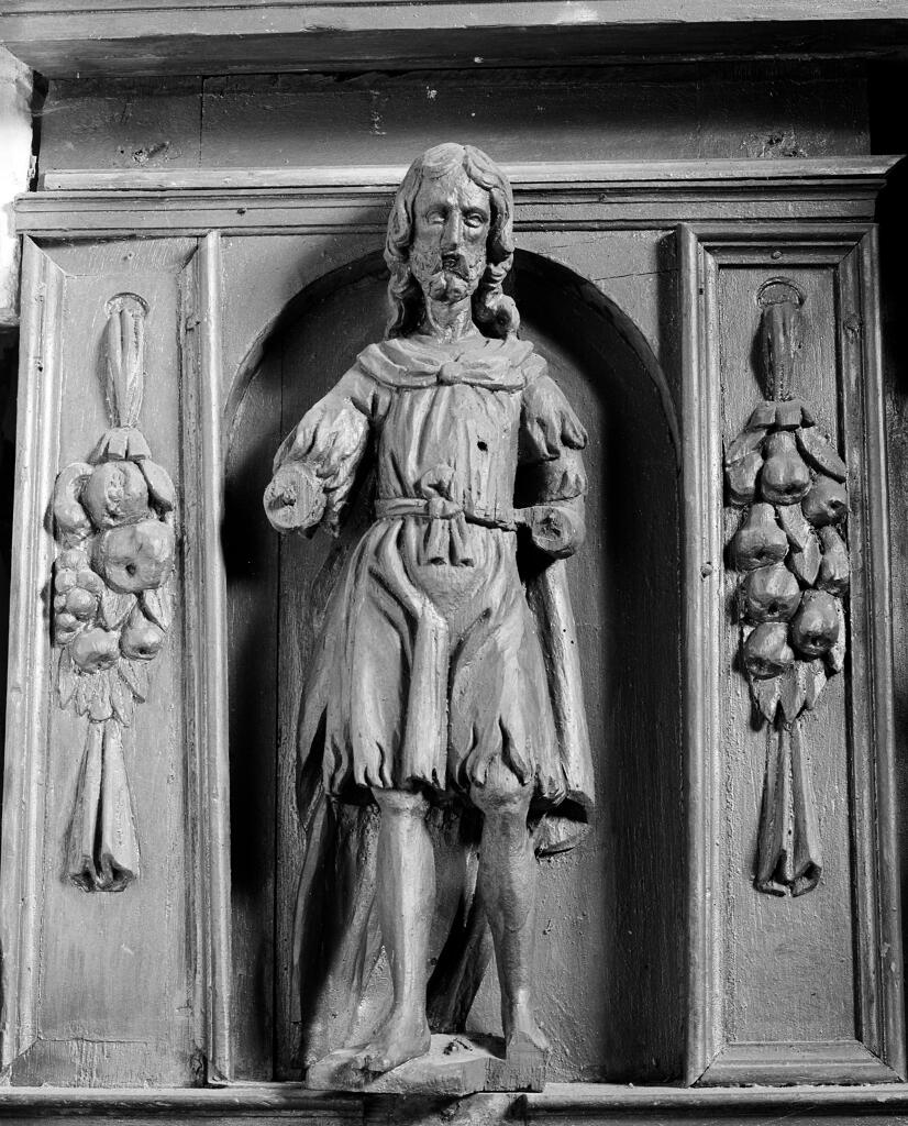 2 statuettes : saint Jean-Baptiste, saint Jean l'Evangéliste