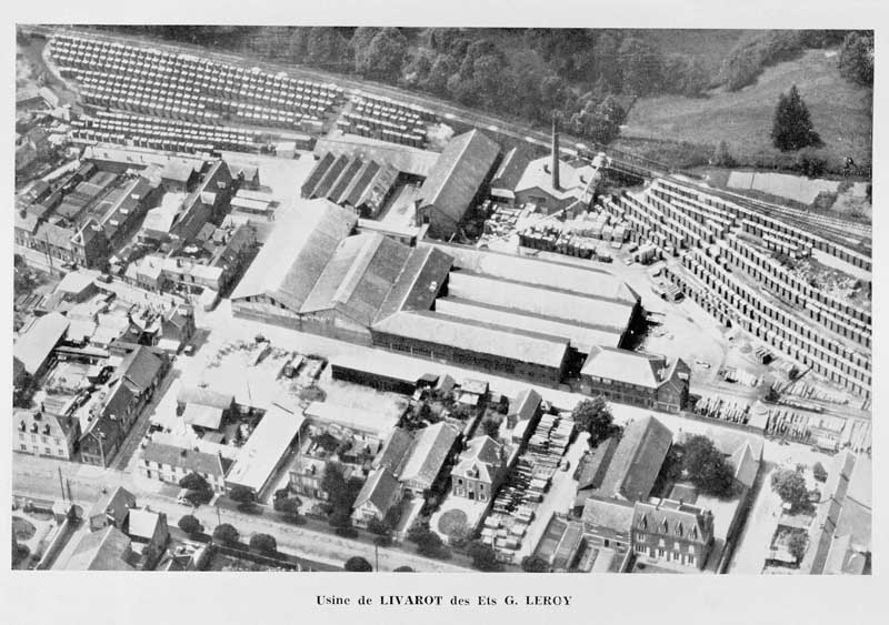 filature de lin, puis usine liée au travail du bois Isoroy, actuellement médiathèque La Fabrique et Pôle de santé libéral et ambulatoire