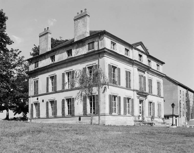 château, fromagerie industrielle