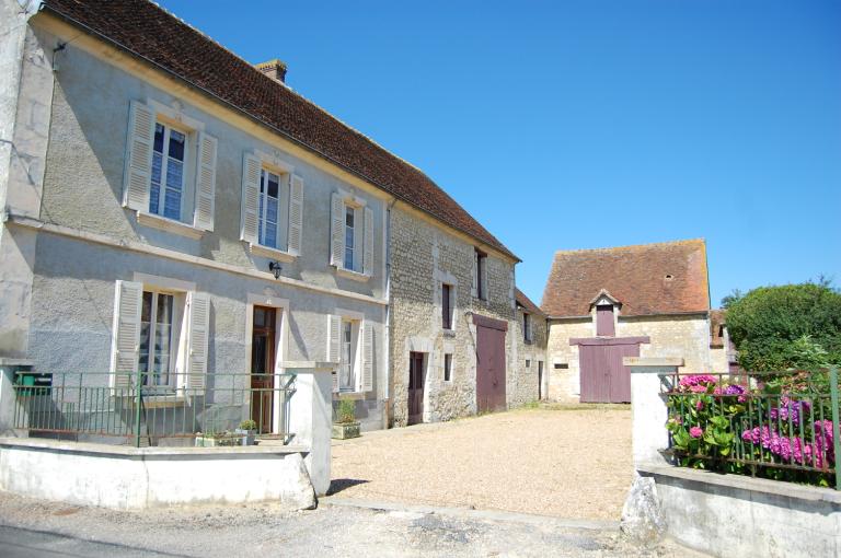 ferme, actuellement maison