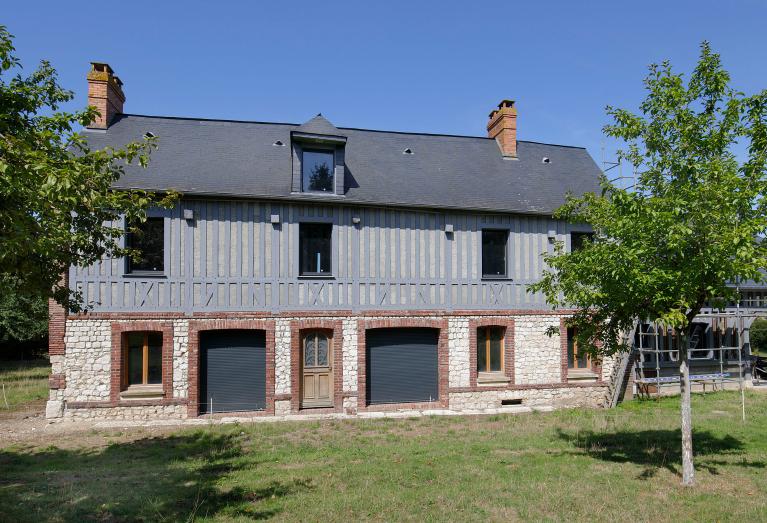 ferme, actuellement maison