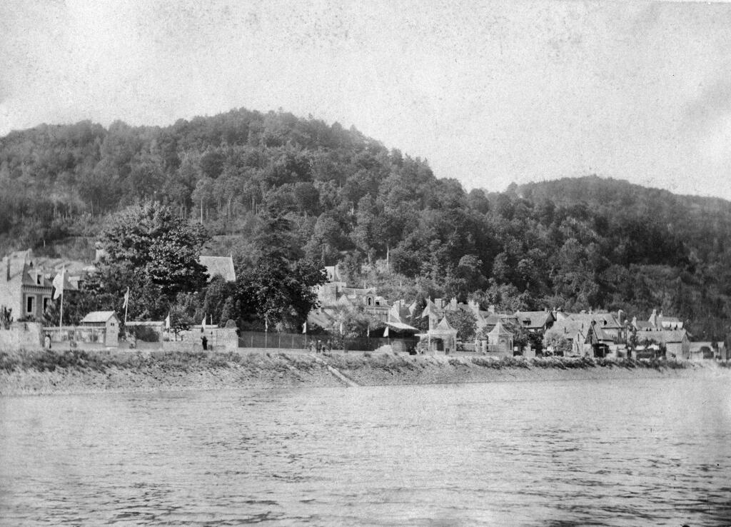 berge aménagée, quai et promenade, actuellement quai Victor Hugo et Gaston Saint-Léger