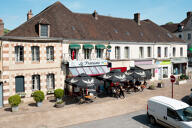 les maisons et hôtels particuliers du bourg et du faubourg de Longny-au-Perche