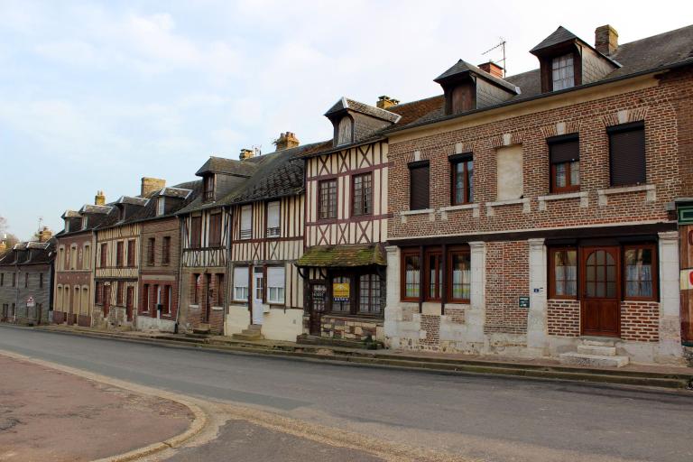 maisons du bourg de Hauville