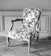 ensemble de 4 fauteuils à la reine et de 2 chaises à la reine de style Louis XV