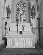ensemble du maître-autel : autel, tabernacle, 2 crédences
