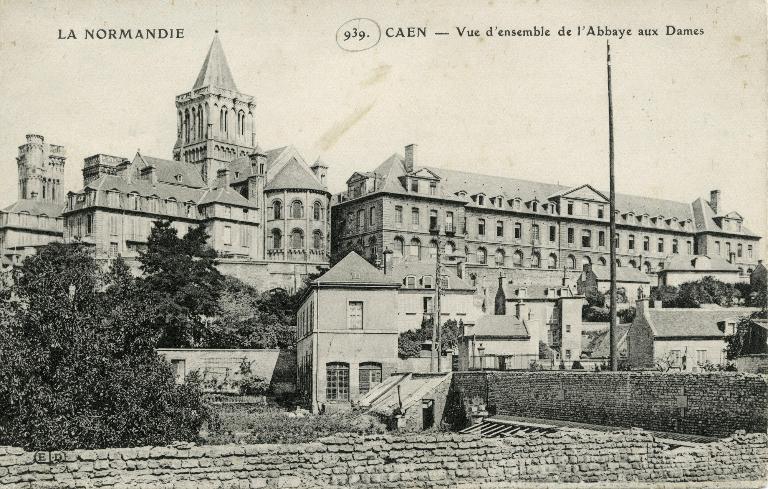 abbaye de bénédictines de la Trinité dite abbaye aux Dames, actuellement hôtel de région