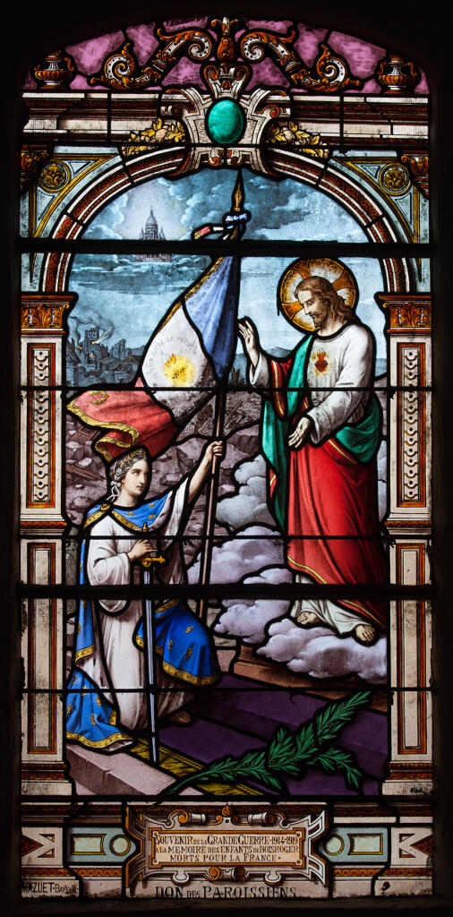 verrière allégorique et commémorative de la guerre de 1914-1918 : La France offre au Sacré-cœur de Jésus le drapeau national frappé de son emblème