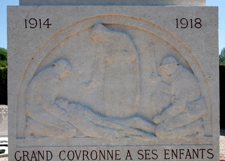 monument aux morts de la guerre de 1914-1918 : Soldat en marche