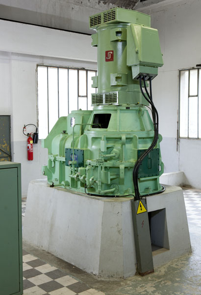 les machines de la centrale hydroélectrique des Forces Motrices de l'Orne
