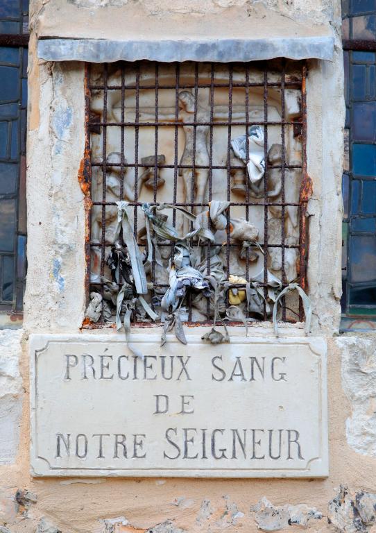 haut-relief : Le Précieux Sang