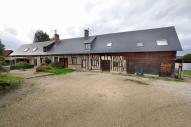ferme, actuellement chambres d'hôtes "le cheval blanc"