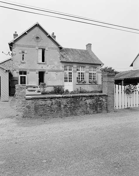 mairie et école primaire, actuellement maison