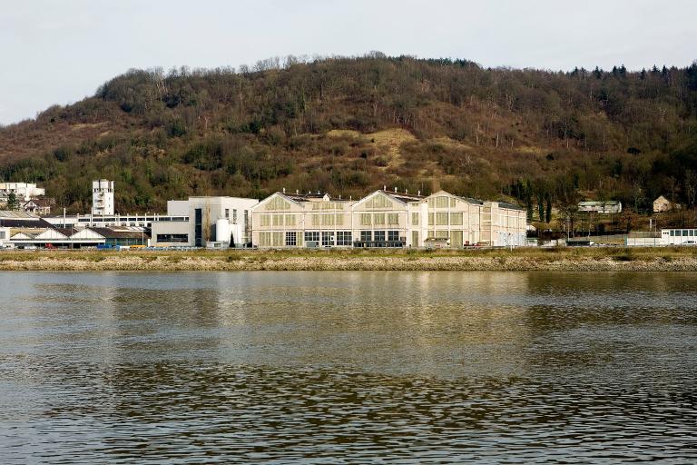 usine de câbles et de fils électriques Debauge et Cie, puis Electro-Câble, puis Tréfileries et Laminoirs du Havre, puis Tréfimétaux, puis Câbles Pirelli