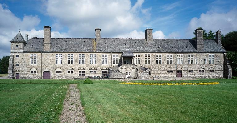 présentation de l'étude du patrimoine de Bricquebec