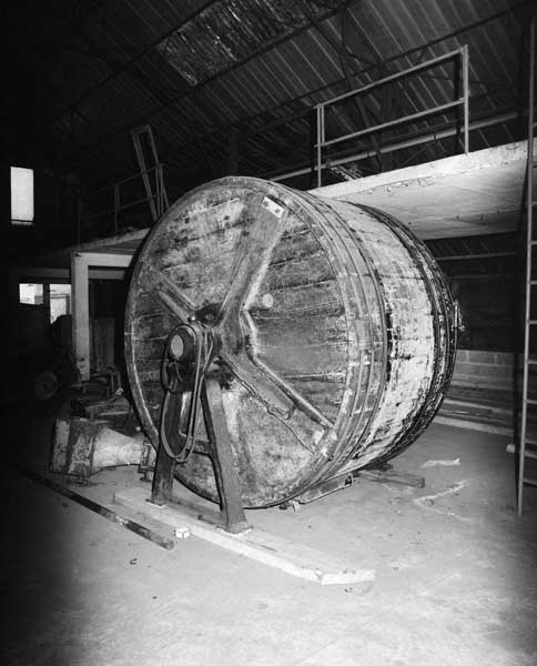 machine à tanner, tonneau de tannage n°2