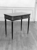 table à écrire de style Louis XVI
