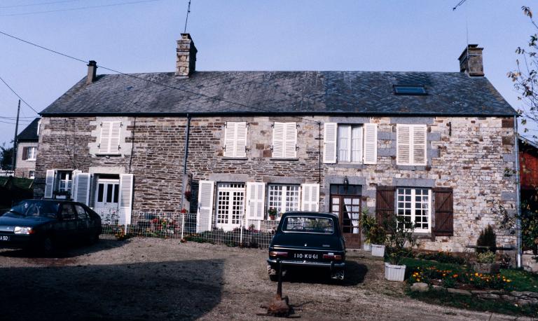 La céramique industrielle dans le Bessin (Calvados) et le département de la Manche : les poteries