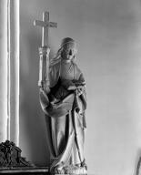 statue (petite nature) : sainte Barbe