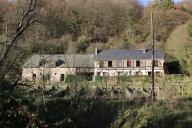 ferme de l'abbaye, dite ferme du moulin, actuellement pisciculture de Caillouville