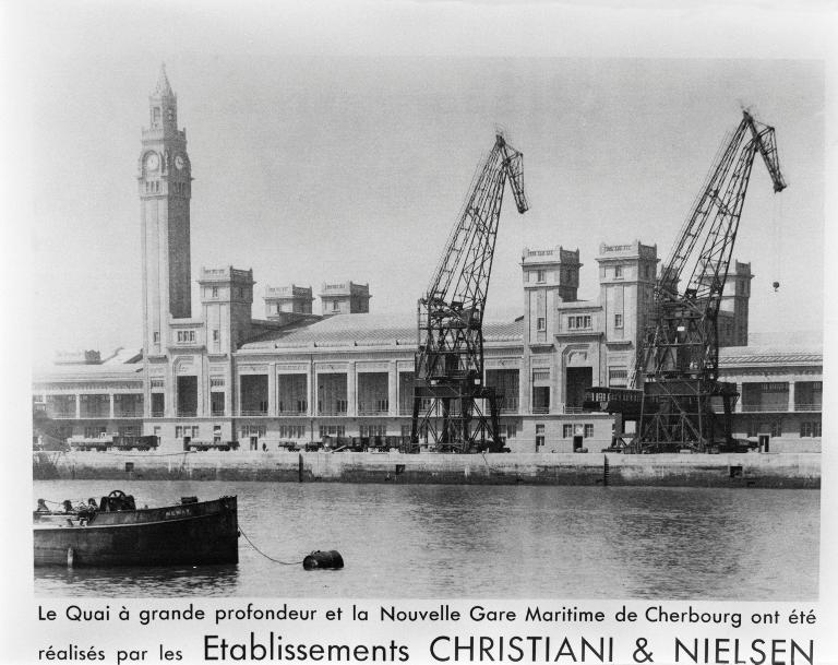 gare maritime puis parc d'exposition actuellement Cité de la Mer