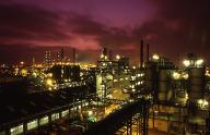 usine pétrochimique ATO Chimie, puis Atochem, puis Elf Atochem, puis Ato Fina, actuellement Total Pétrochemicals