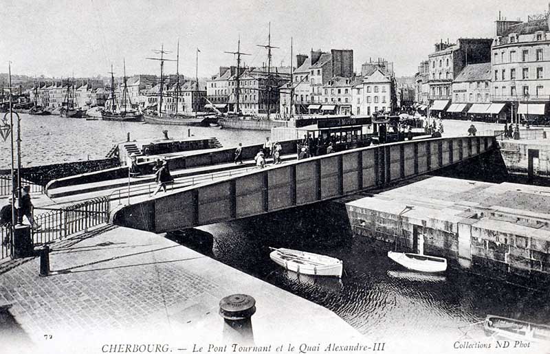 pont mobile dit Pont-tournant du port de commerce