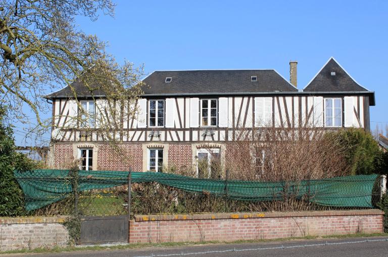 maisons en brique de Hauville