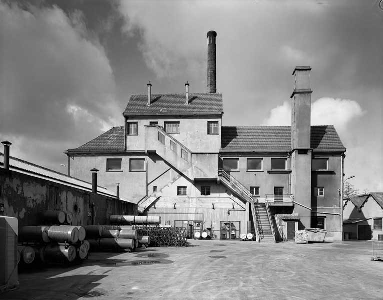 moulin à farine dit moulin d'Ozé, puis filature d'Ozé, puis usine de matériel électroménager Moulinex