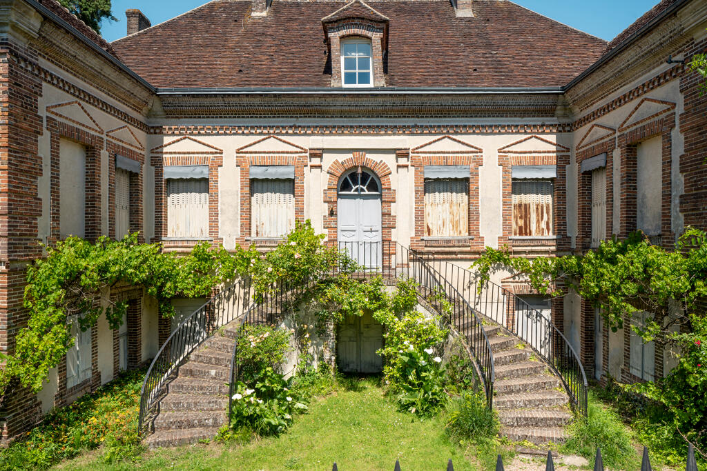 N°21 rue du Pont Rouge : maison de notable datée 1819, façade principale.