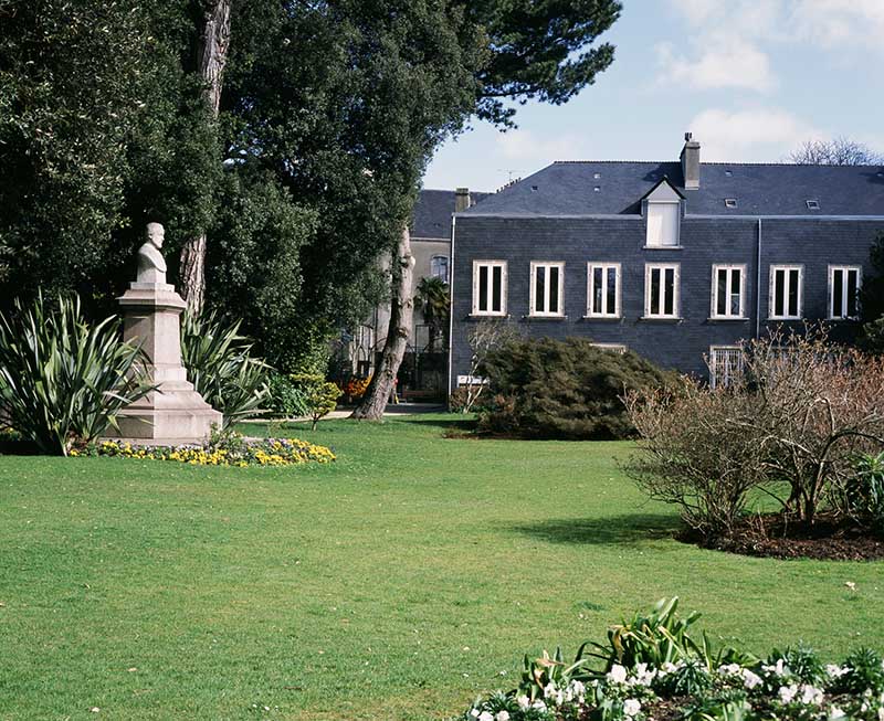 maison actuellement muséum d'histoire naturelle, d'archéologie et d'ethnographie