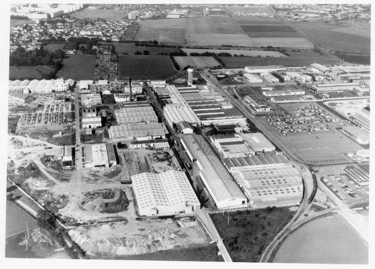 usine de produits explosifs dite pyrotechnie de Cormelles, puis usine d'armes UFRAMEC, puis usine de matériel électroménager Moulinex