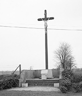 croix monumentale, monument aux morts dite calvaire, monument aux morts de la Guerre de 1914-1918 et de la Guerre de 1939-1945