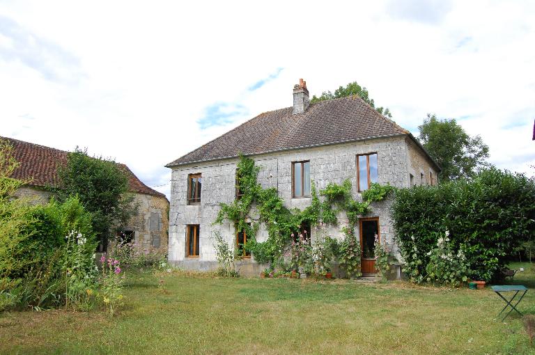 ferme, actuellement maison