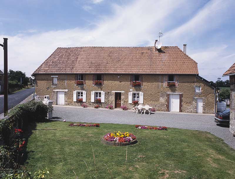 ferme, actuellement maison