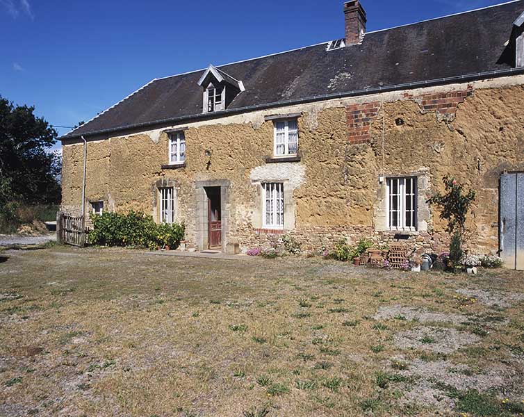 ferme, actuellement maison