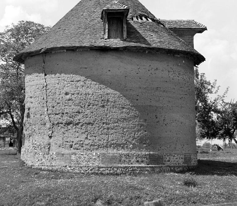 ferme, puis maison