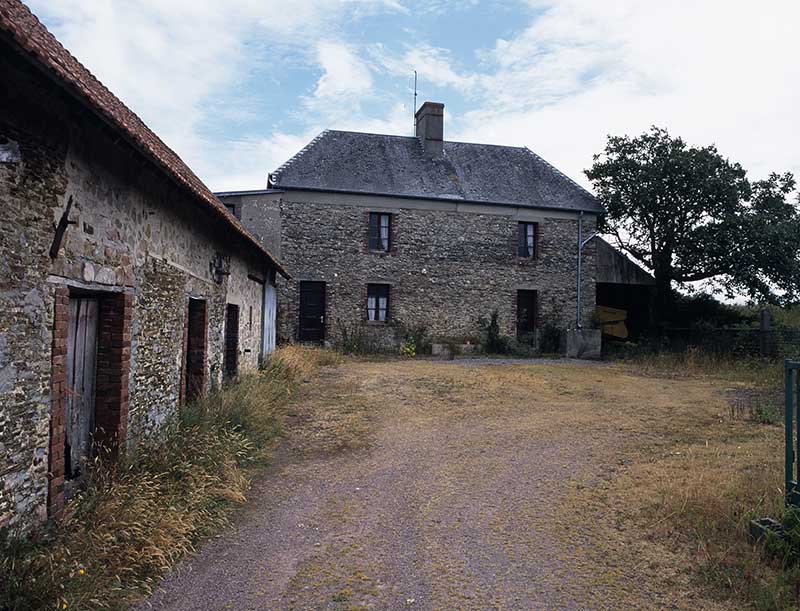 ferme, actuellement maison