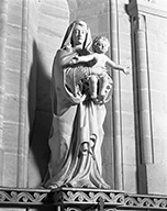 statue : Vierge à l'Enfant