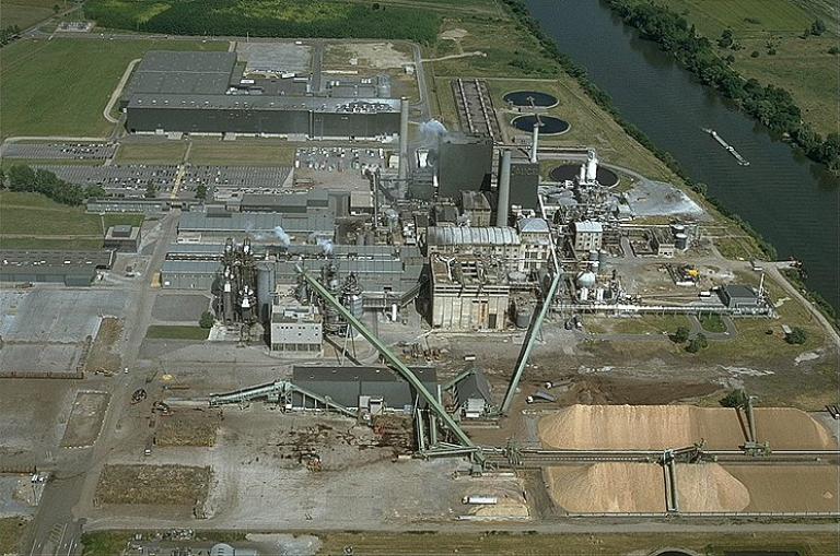 usine de pâte de cellulose SICA, puis usine de pâte à papier et de papier Alicel-Alipap, puis Modo Paper, puis M Real, puis DoubleA