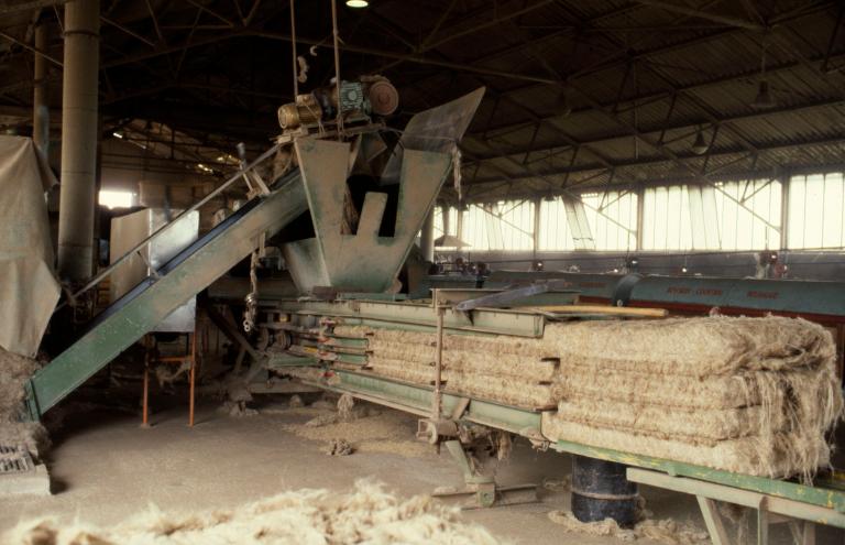 usine de teillage de lin, dite coopérative linière du Roumois puis coopérative Terre de Lin