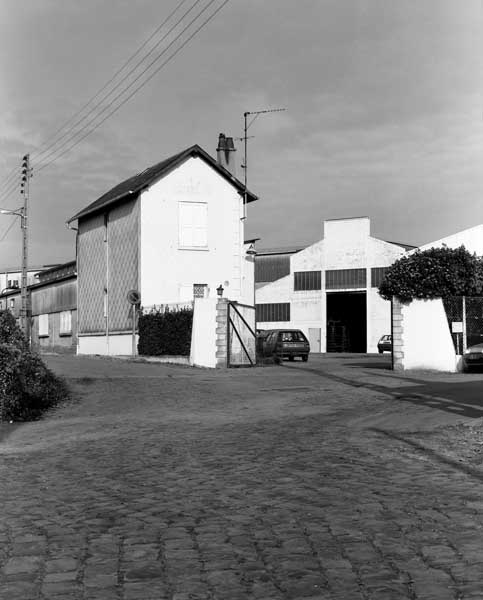 usine de construction navale Leborgne, puis Chantiers maritimes de Honfleur, actuellement Ateliers et chantiers maritimes de Honfleur