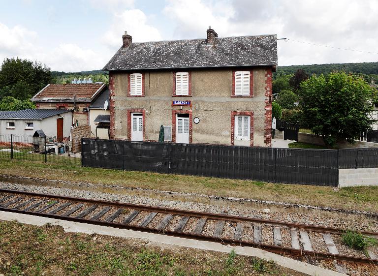 gare de Radepont