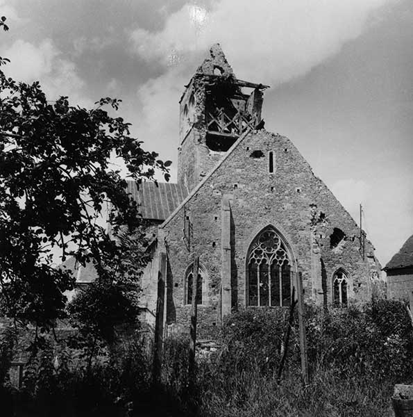 église paroissiale Saint-Manvieu