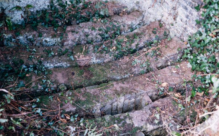 La céramique industrielle dans le Bessin (Calvados) et le département de la Manche : les poteries