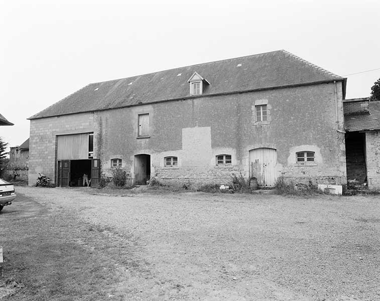 ferme, actuellement maison