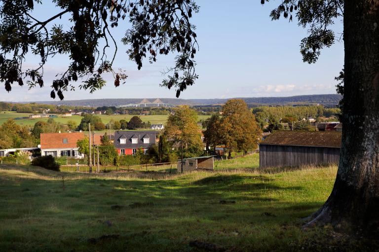 Vue depuis les hauteurs du hameau du Bourg-l’Abbé. 